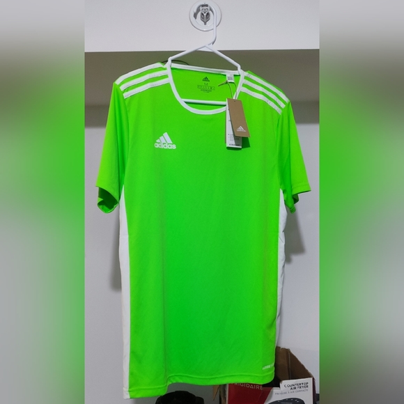 Addidas top - Picture 2 of 5